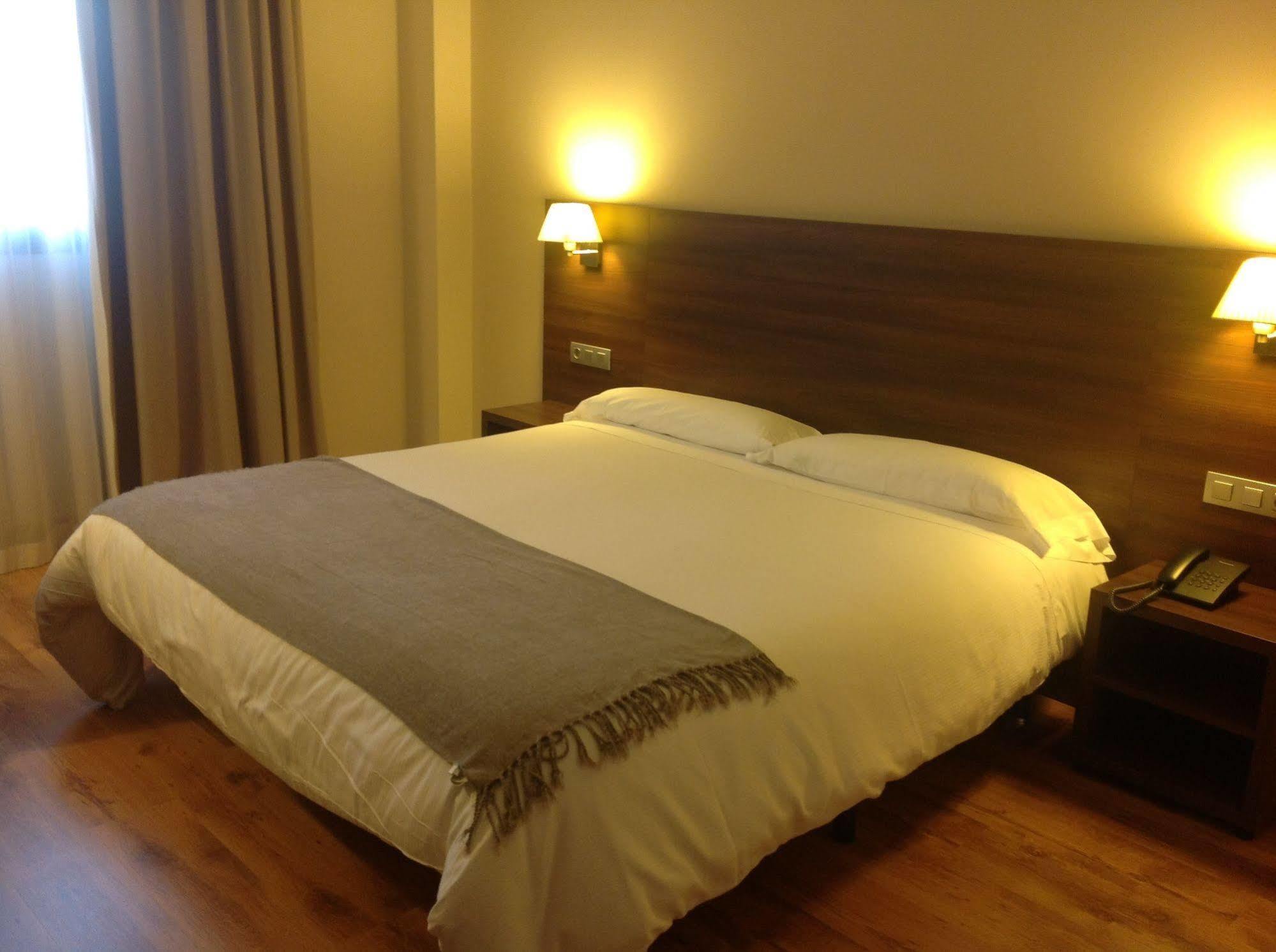 Hotel Pago Del Olivo Simancas Dış mekan fotoğraf